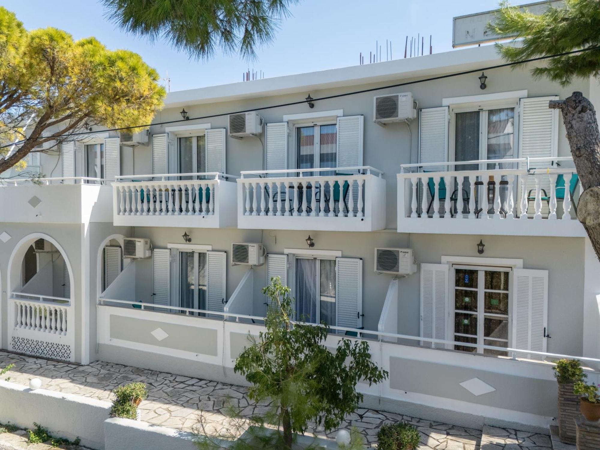 Neraida Apartment Planos
